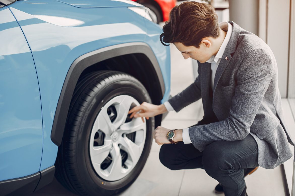 High-performance Vizzoni PCR tire for cars in Brazil β fuel-efficient, long-lasting, and road-ready